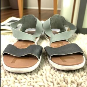 WOMEN'S 11 SOREL Ella Green/brown/white Slip-on Strappy Gladiator Sandals EUC